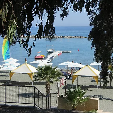 Savoya Apartment * Agios Tychonas